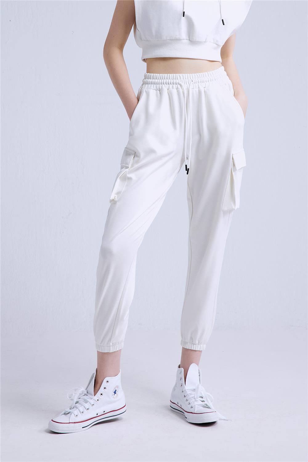 日常率性抽繩束口褲