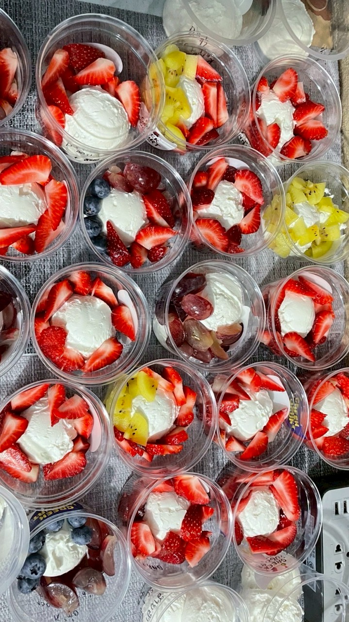 กรีกโยเกิร์ตครูองุ่น