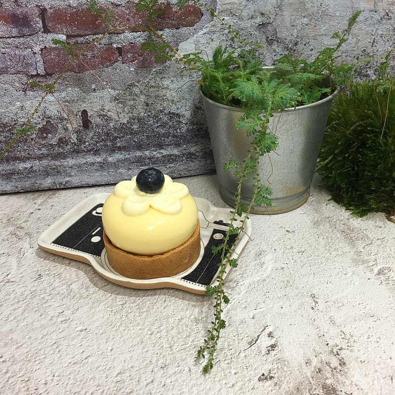 Tuxedo Cat Handmade　塔西躲貓貓 -芒果塔