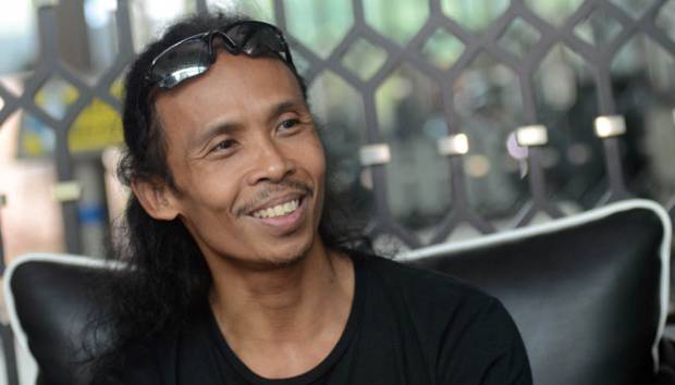 Yayan Ruhian, dalam wawancara di Elite Club Epicentrum, Jakarta, 6 April 2016. Yayan juga masih meluangkan waktu mengajar di tempatnya belajar selama hampir 30 tahun, yaitu di padepokan Pencak Silat Tenaga Dasar di Tanah Abang. TEMPO/Nurdiansah