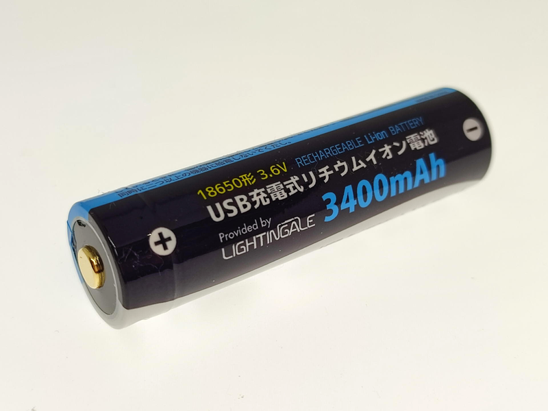 携帯バッテリーになる「18650型USBリチウムイオン電池」を衝動買い（アスキー）