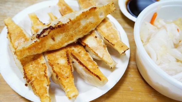 【台北美食】珍香鍋貼-便宜又美味的好吃鍋貼店