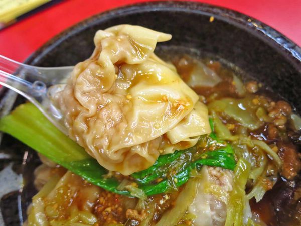 【板橋美食】陳新抄手-酸酸甜甜辣辣的美味酸辣抄手 【板橋美食】陳新抄手-酸酸甜甜辣辣的美味酸辣抄手