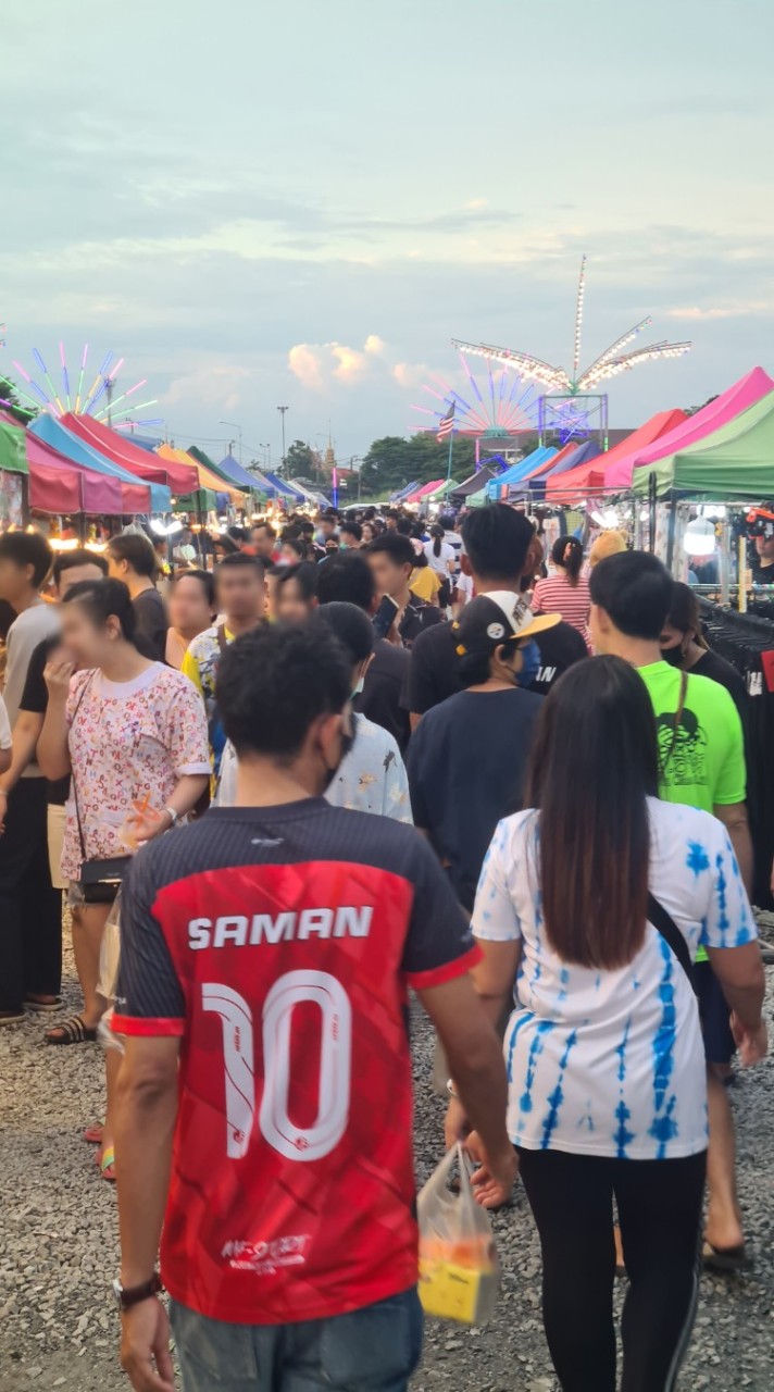 หาล็อคลงขายของ (บังซาคลองถม)