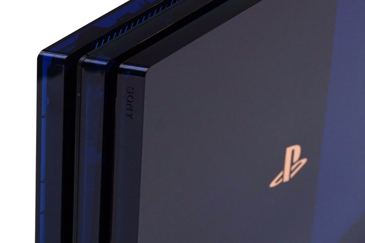 Sony PlayStation 4 Pro 500 Million 限量紀念版一手開箱，突破 5 億台障壁的榮光之證