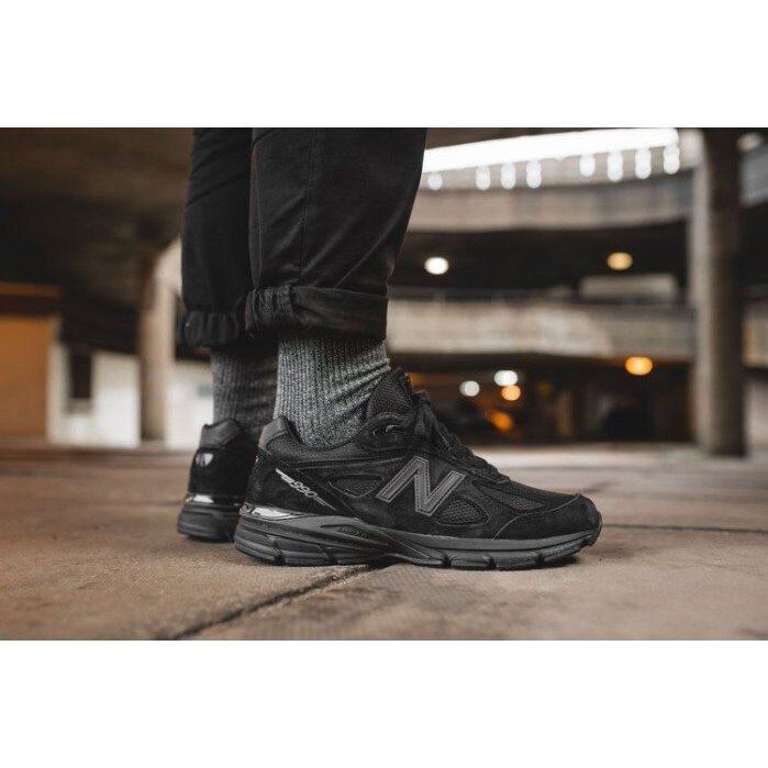 【日本海外代購】New Balance 990 NB 黑色 全黑 麂皮 余文樂 休閒鞋 男鞋 熱門 經典款 M990BB4