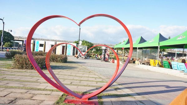 【三重景點】大都會公園希望小火車，假日限定！親子旅遊必玩小火車景點，真實體驗完整介紹，購票地點、攻略完整一次介紹