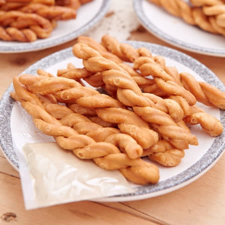 ★小琉球直送，遊客必買伴手禮★堅持傳統手工製作，口感絕佳★新鮮酥脆，每一口都充滿麵粉香★越嚼越有味，口味多達13種可選擇