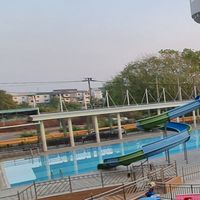 ทีมนักกีฬา Chokchai swimming