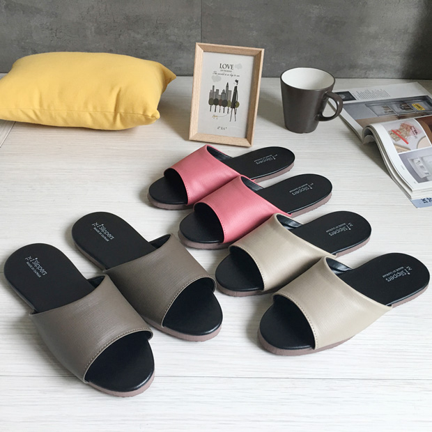 訪客/自用家居拖鞋純色鞋面 - 簡約、大方;皮質鞋面/內裡/中底-清潔容易;靜音抗滑EVA鞋底