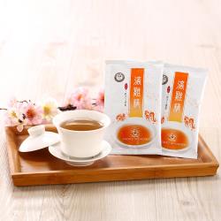 ◎嚴選頂級黑羽土公雞|◎烘燉十小時一隻雞僅提煉5包滴雞精|◎不添加水及任何添加物品牌:京紅類型:機能保健食品類型:液狀產地:台灣主成分:滴雞精商品成分:黑羽土公雞是否獲國家健康認證號碼:否全素:否商品