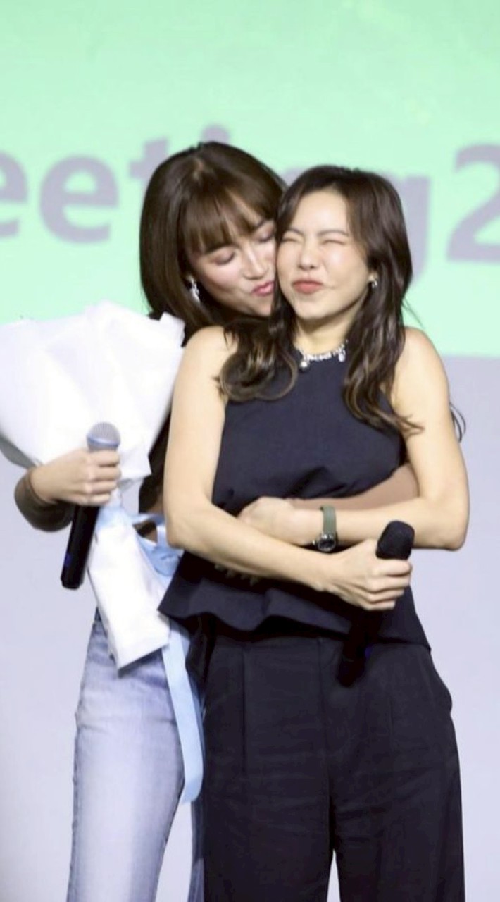 บีคริส