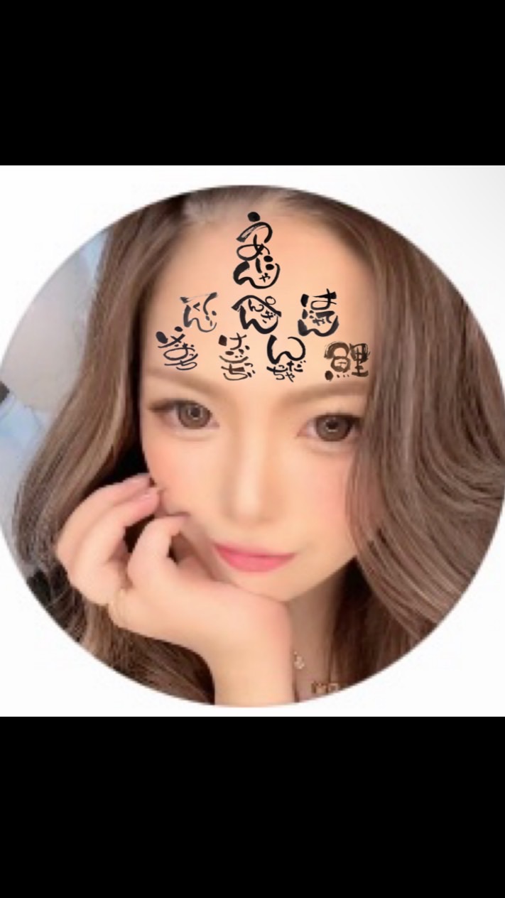 にゃんモデ🦄👑