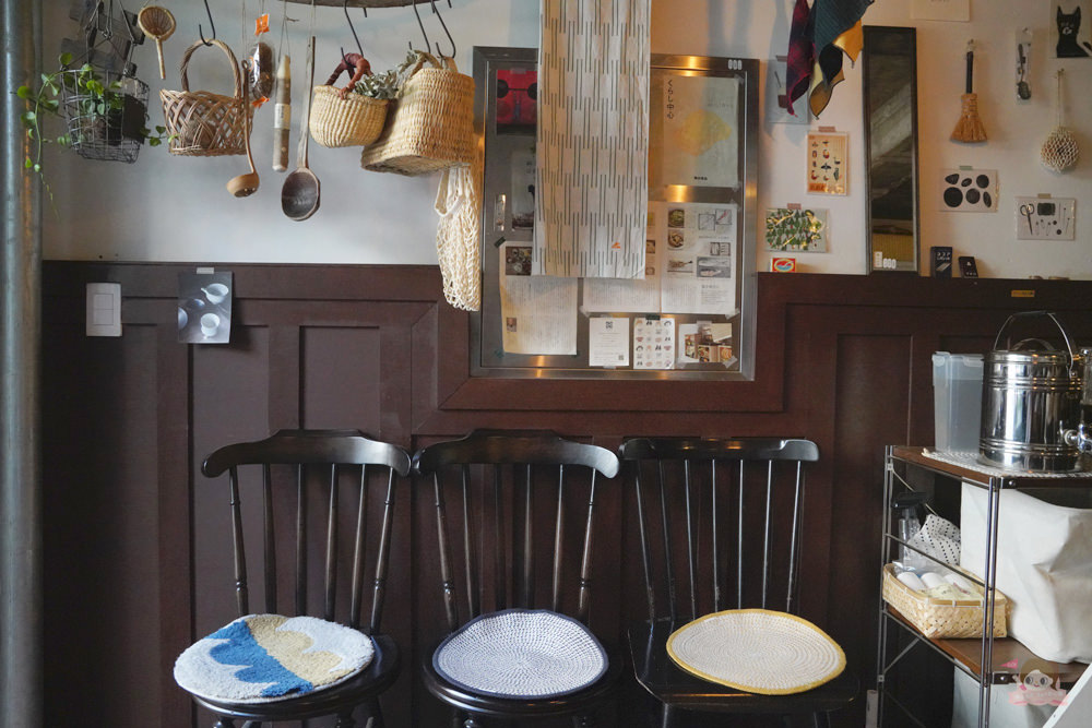 弘大&延南洞咖啡 MOMENT COFFEE (모멘트카페)，美味吐司自己烤，日系雜貨文青風、韓式網美咖啡店