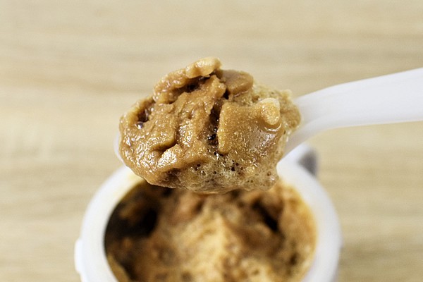 スター ウォーズの人気キャラが 手作りシャーベット をお届け フルキャラアイス マグ R2 D2