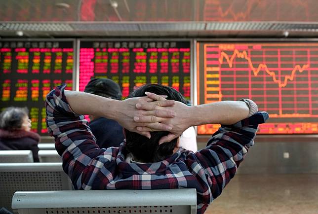 China And Hong Kong Stocks Retreat Before Washington And