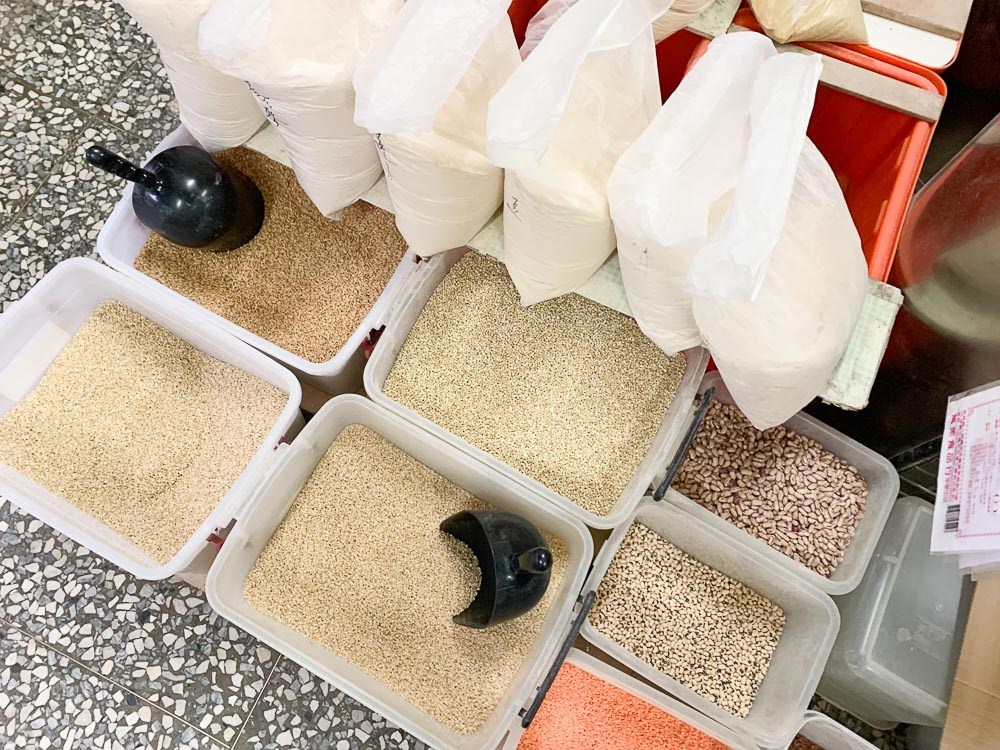 信發油行, 嘉義油行, 芝麻粉, 芝麻油, 苦茶油, 現磨雜糧粉, 五穀