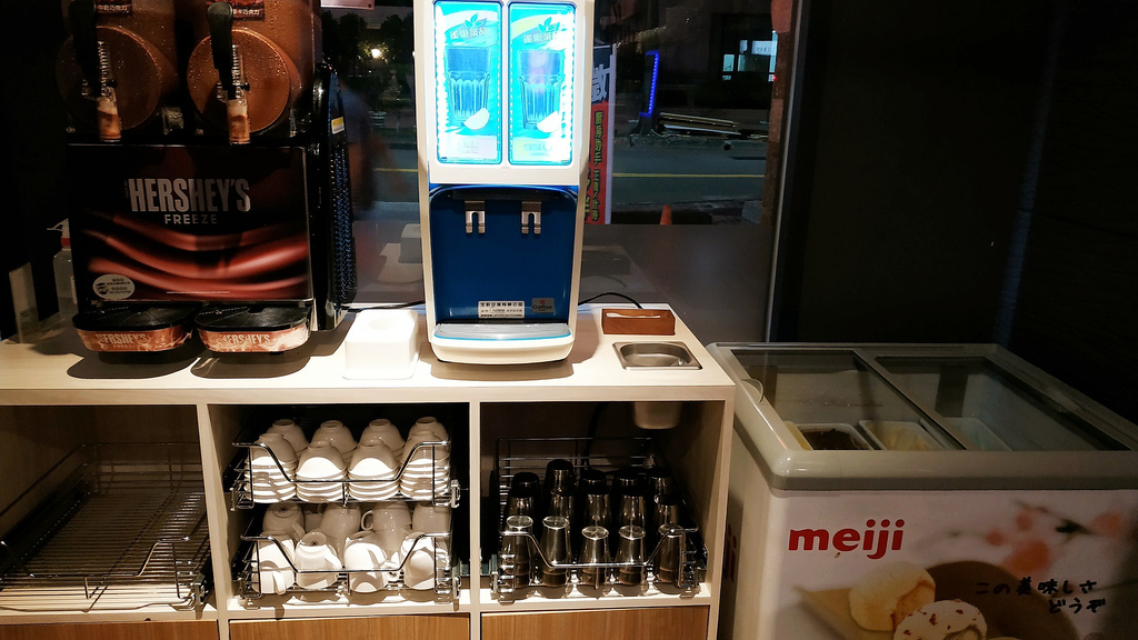 美食|推薦 高雄個人鴛鴦鍋姜一鼎 河堤店 ,超香超美味手工麻辣湯鍋及秘製麻辣鴨血23.jpg 美食|推薦 高雄個人鴛鴦鍋姜一鼎 河堤店 ,超香超美味手工麻辣湯鍋及秘製麻辣鴨血23.jpg
