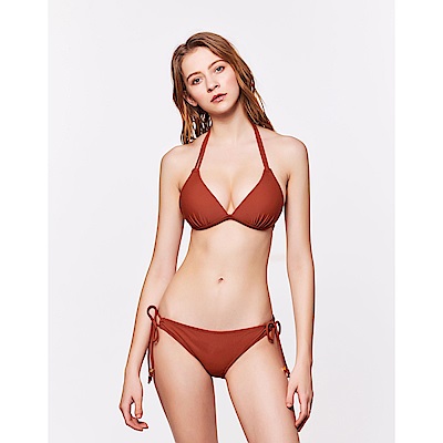 全尺段皆適用，小胸女孩激升款雙綁帶設計，加強結構支撐度大胸豐滿女孩，絕佳包覆安全感雙綁帶設計，減輕頸部支撐力