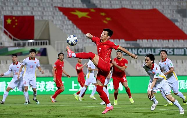 Last-minute winner sees China edge Vietnam in WC qualifier | XINHUA ...