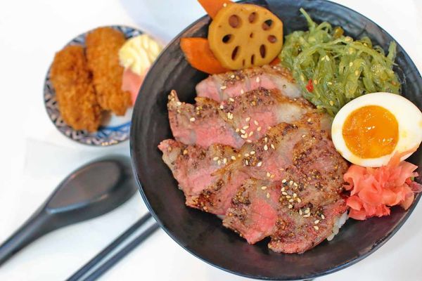 【台北美食】潮丼日式定食-隱身在台北馬階醫院旁的平價美味丼飯