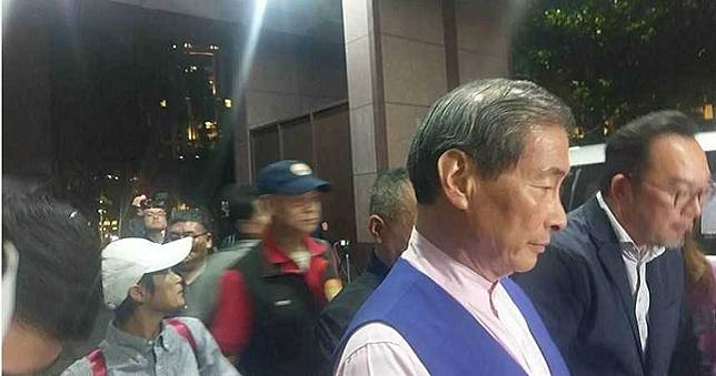 假交流案證人白狼請回　兒媳王姝茵25萬元交保