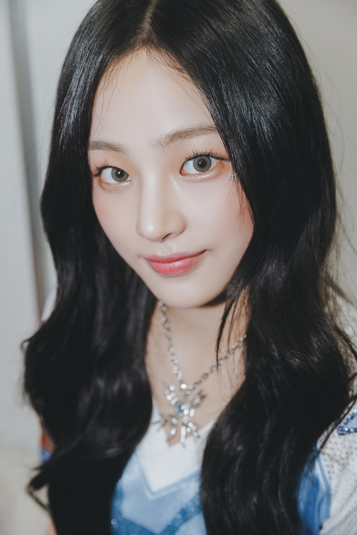 獲得月品牌排名一位數最多的六位女偶像，她三倍斷層冠26個月，全韓國最紅的女人！