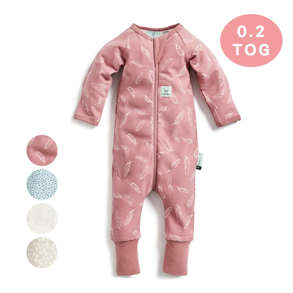 1320041000001-18澳洲 ergoPouch 長袖連身衣商品特色:*天然有機棉和竹纖維完美搭配*袖口及褲腳可反摺設計*三向拉鍊設計，穿脫尿布好方便商品規格:產地:中國尺寸:67cm/78c