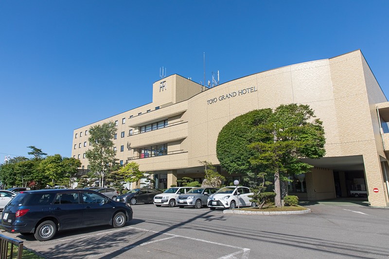 北海道 中津標美食住宿 トーヨーグランドホテル炉ばた開陽台 隱身在飯店裡的地道爐端燒 Line購物