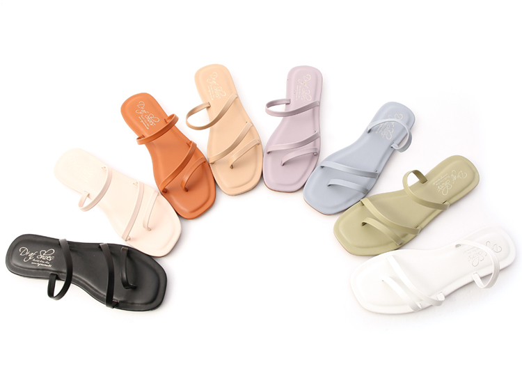 不對稱設計平底涼鞋