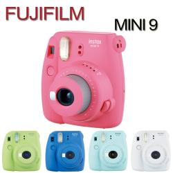 ◎快門速度1/60秒|◎含自拍鏡與近拍鏡|◎手動切換光圈方式品牌:Fujifilm富士類型:拍立得感光片幅:無鏡頭接環:無有效像素:1200萬~1600萬像素實際螢幕尺寸:無貨源:平輸注意事項:以上資