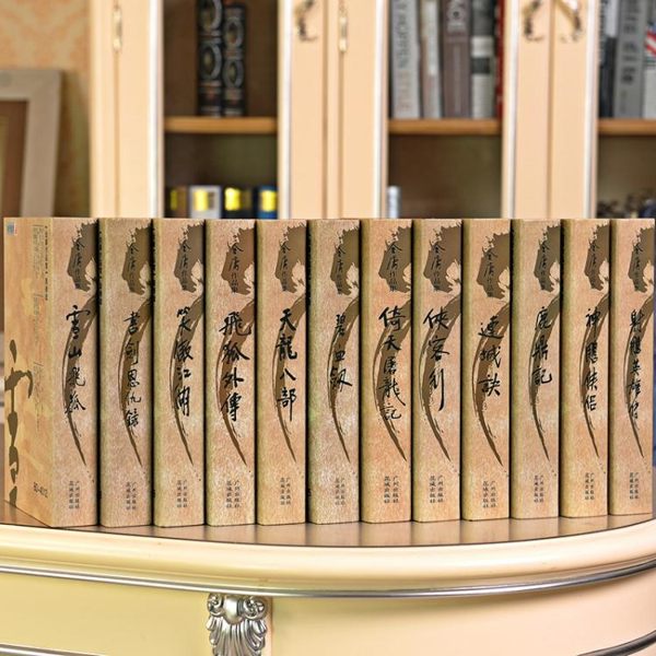 本產品為裝飾書 可以按套（主圖）配貨 也可以根據水水們要求配貨