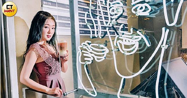 【娛樂TeaTime】傻妞經商有一套　黑澀會ㄚ頭變身手搖CEO