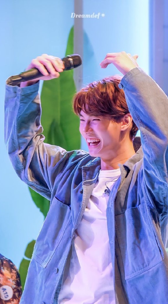 กลุ่มเเจกวอ🥺💖