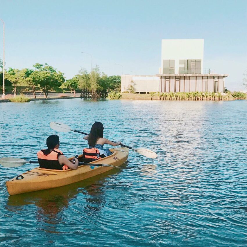 宜蘭住宿推薦｜有著好山好水魅力的宜蘭一直是大家旅遊的首選聖地，這次小編幫大家精選2021最新15間【宜蘭住宿推薦】！從高CP值 宜蘭背包客棧 、熱門 宜蘭親子住宿 ，到超豪華的 宜蘭住宿包棟 ，一個人到一群人的選擇通通有～趁連假安排一趟超讚的宜蘭之旅吧！