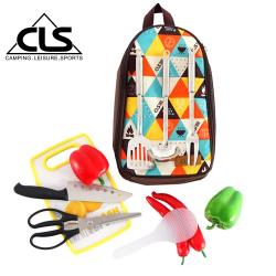 ◎繽紛色彩創造露營樂趣|◎內含各式廚房必備用品|◎輕鬆收納方便好攜商品名稱:【韓國CLS】移動廚房用具七件組/砧板/料理刀/剪刀/露營/野餐種類:組合組合說明:不鏽鋼鍋鏟+不鏽鋼湯勺+不鏽鋼肉叉+料理