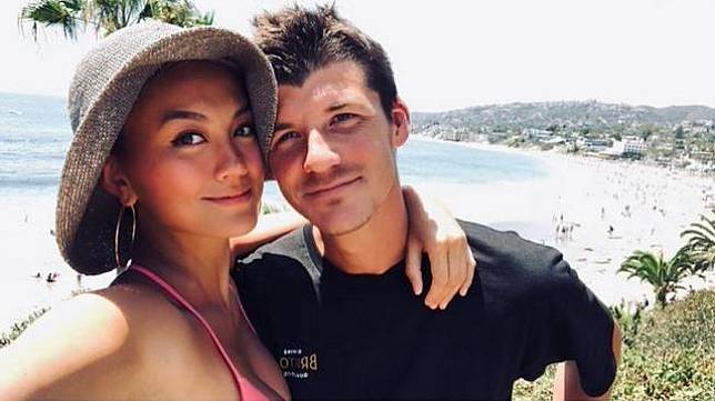Agnez Mo dan pacar, Heff. (Instagram @crazybonz)