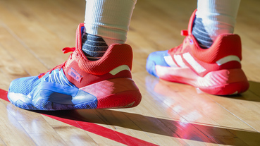 勘履鞋評 / 場上耀眼的庶民英雄 ADIDAS D.O.N. Issue #1