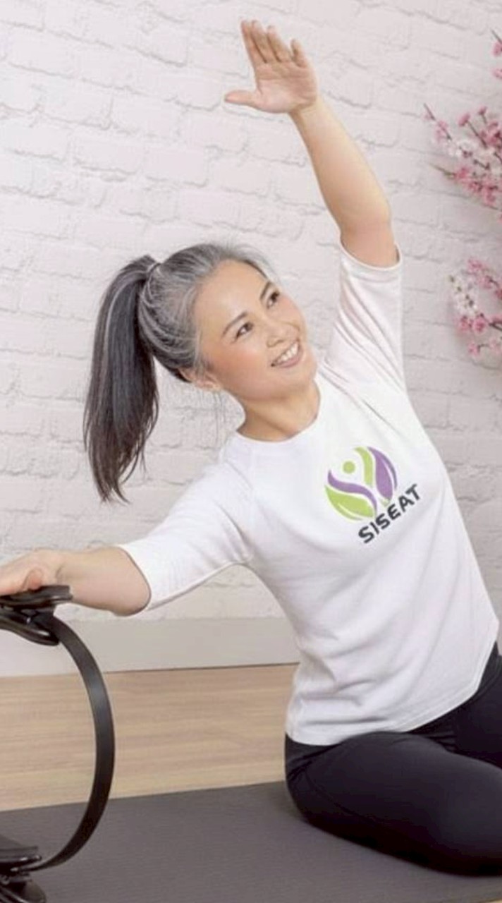 《皮拉提斯宅在家》-忘齡皮拉提斯教學團隊