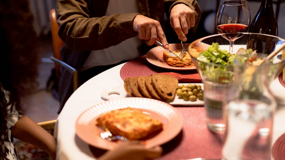 職場英文 年底尾牙季開跑 請客聚餐各式應酬英文不缺席 Voicetube 看影片學英語 Line Today