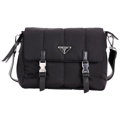 耐用防污機能考量高實用性百搭單品精美細節身份表徵數量有限售完為止