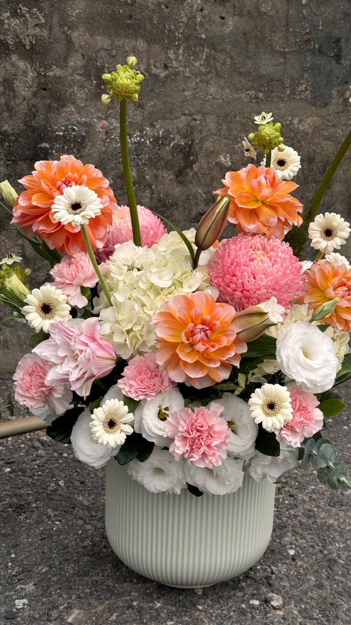 何丹花店小花園