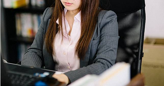 OL對老闆訴愛意！趁大老婆回娘家「宿舍偷偷來」　錄音成鐵證