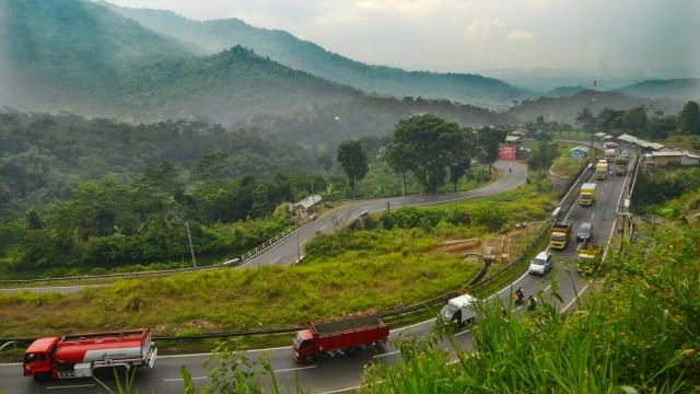 Jalur Mudik Selatan Lingkar Gentong (Foto: Antara/Adeng Bustomi)