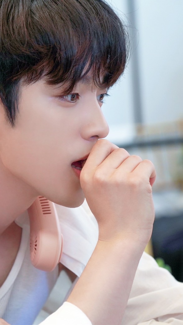 Jinyoung TH🇹🇭
