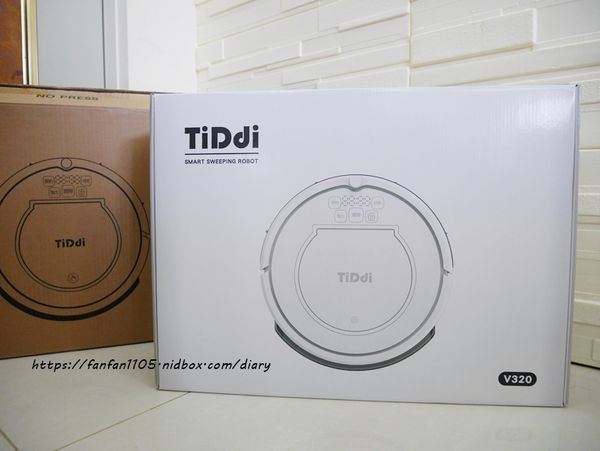 居家清潔【TiDdi鈦敵】V320全新第二代智能規劃掃地機器人 #智能打掃 #自動回充 #水箱拖地 #搖控操作 (2).JPG