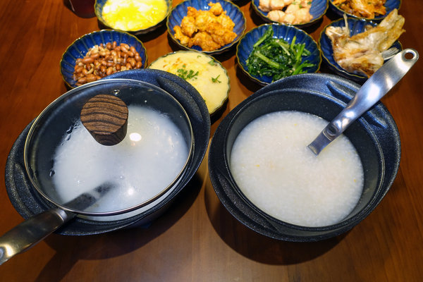 不糾結清粥小菜，台北ATT 4 FUN清粥小菜，正餐宵夜都有賣(含不糾結清粥小菜訂位、價位、包廂資訊)