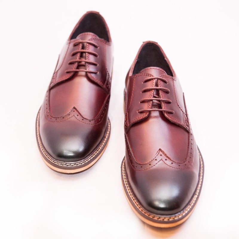 / 購買前請注意 /＊請按照尺寸表選擇尺寸。＊＊由於庫存變動快速，為避免您要購買的款式尺寸缺貨，建議您先行詢問庫存以免向隅！＊＊＊手工上色鞋款每一批每一雙均無法與照片100%相同，訂購前若需確認請與我