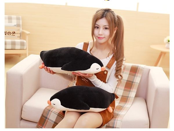 【50公分】黑企鵝長條抱枕 絨毛娃娃 靠墊 玩偶 午睡枕 聖誕節交換禮物 情人節禮物 拍婚紗道具