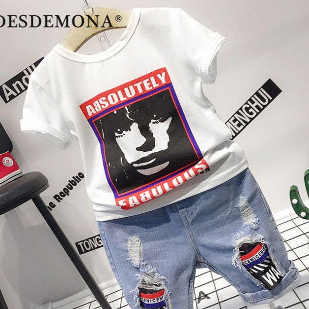 3、洗後避免陽光直接爆晒，應置於陰涼處晾乾，以保障質料之彈性與顏色。4、本品潮溼後應及時清洗晾乾，切勿長久置於封閉處，以防褪色及黴變。*下標前請先詢問所需款式跟尺寸是否有貨再行下標* 結帳後請留言所需